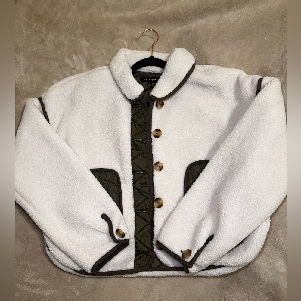 Zara White and Olive Quilted Jacket